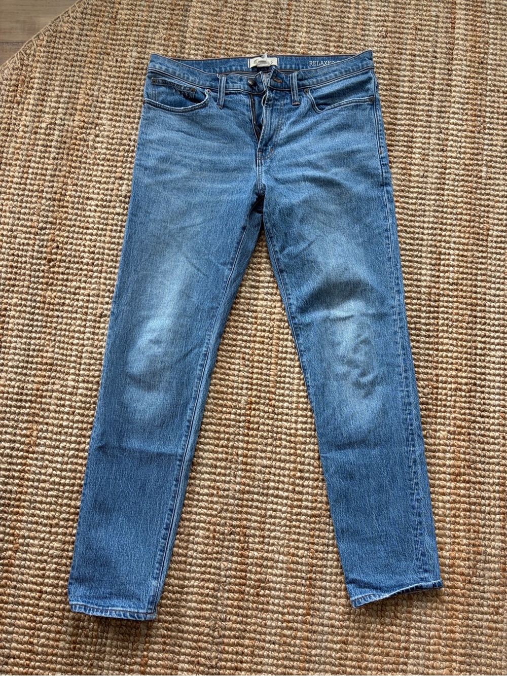 Madewell Straight-Leg Jeans in Medium Blue Wash in size 33x34